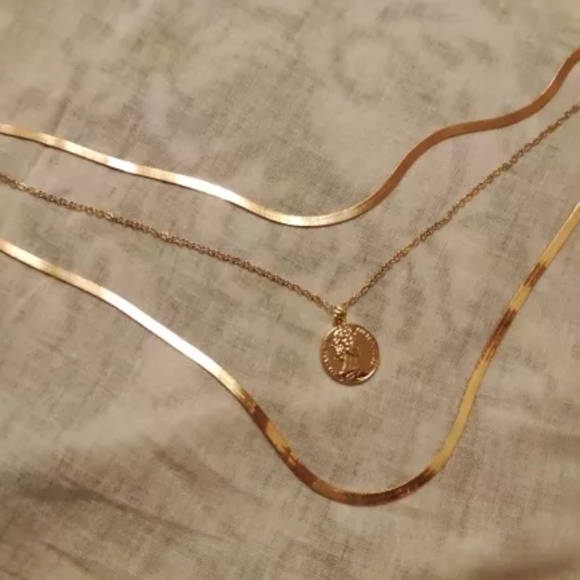 🍒 KADIE Layer Herringbone Necklace - Picture 6 of 8